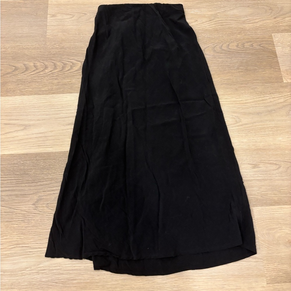 ANEMOS BLACK SKIRT‎ - Picture 3 of 6